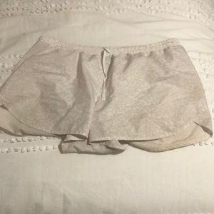 Women’s Old Navy active shorts